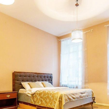 Apartment On Hutsulska 24H Electric Lviv Dış mekan fotoğraf
