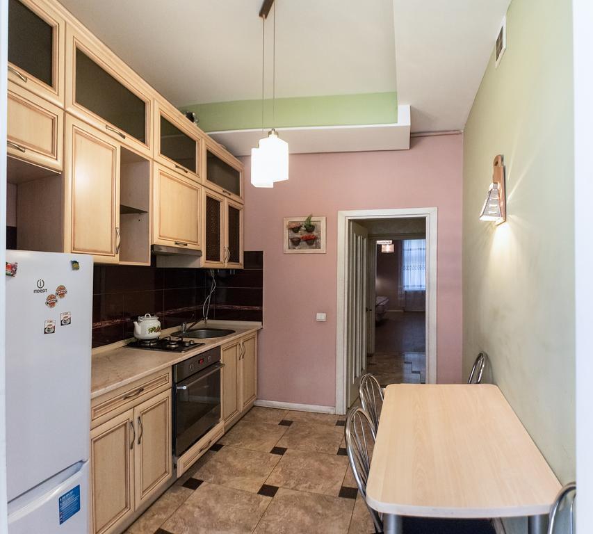 Apartment On Hutsulska 24H Electric Lviv Dış mekan fotoğraf